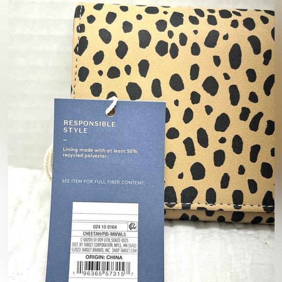Universal Thread cheetah print Wallet NWT - Picture 11 of 12